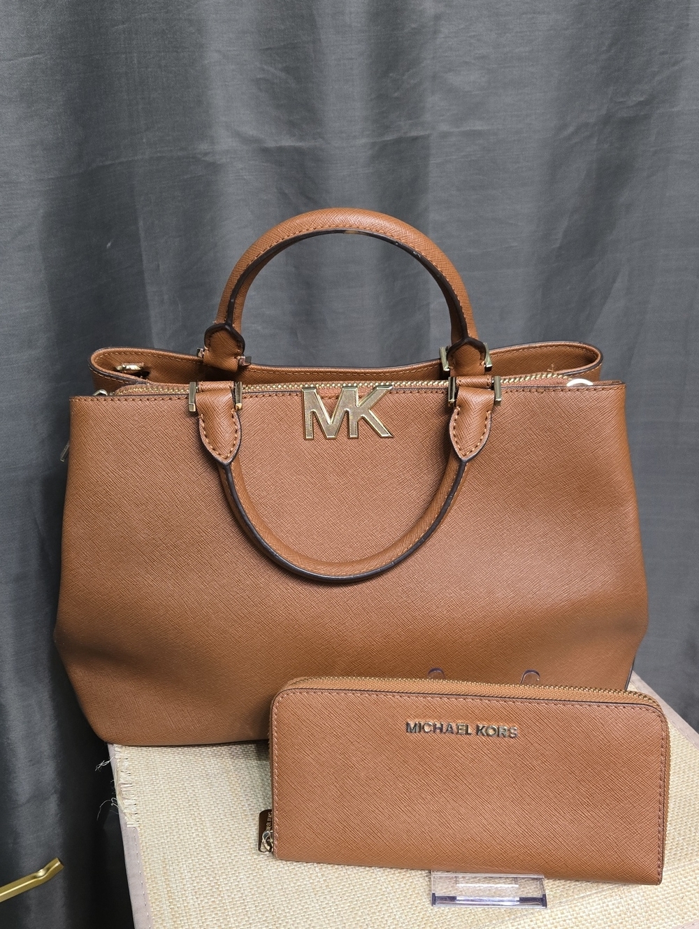 SALE! Michael Kors Set